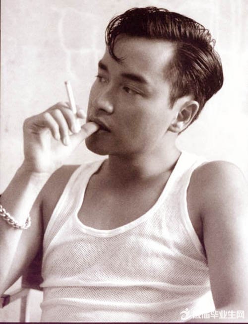 һ����۾����Ź��٣�