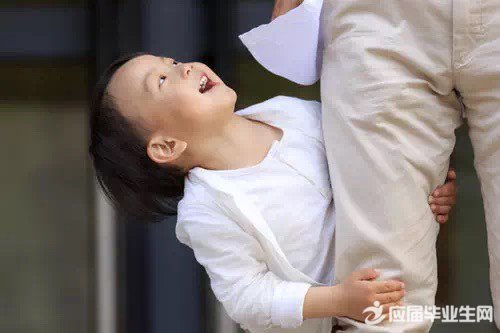 �����Ը��������ȵ�С����