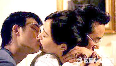 Ů�˳�������������������Ϊ